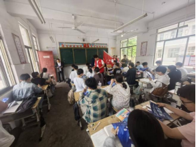 河南南召板山坪镇：多部门联合进校园 防灾减灾护苗助成长